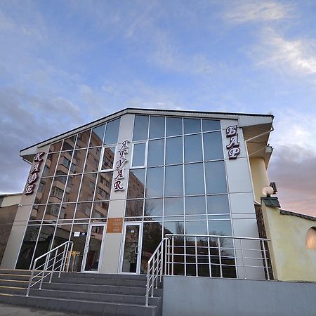 Jaguar Hotel Mikolajiv Kültér fotó
